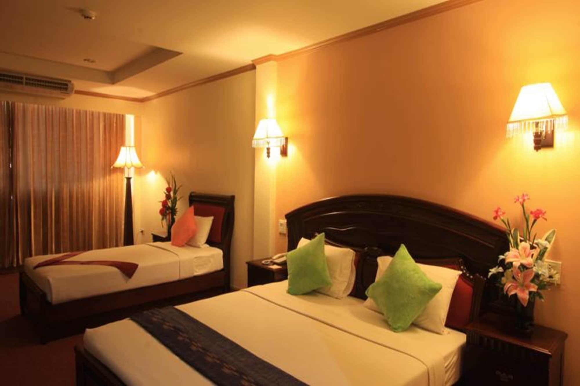 Winstar Hotel Hat Yai Esterno foto