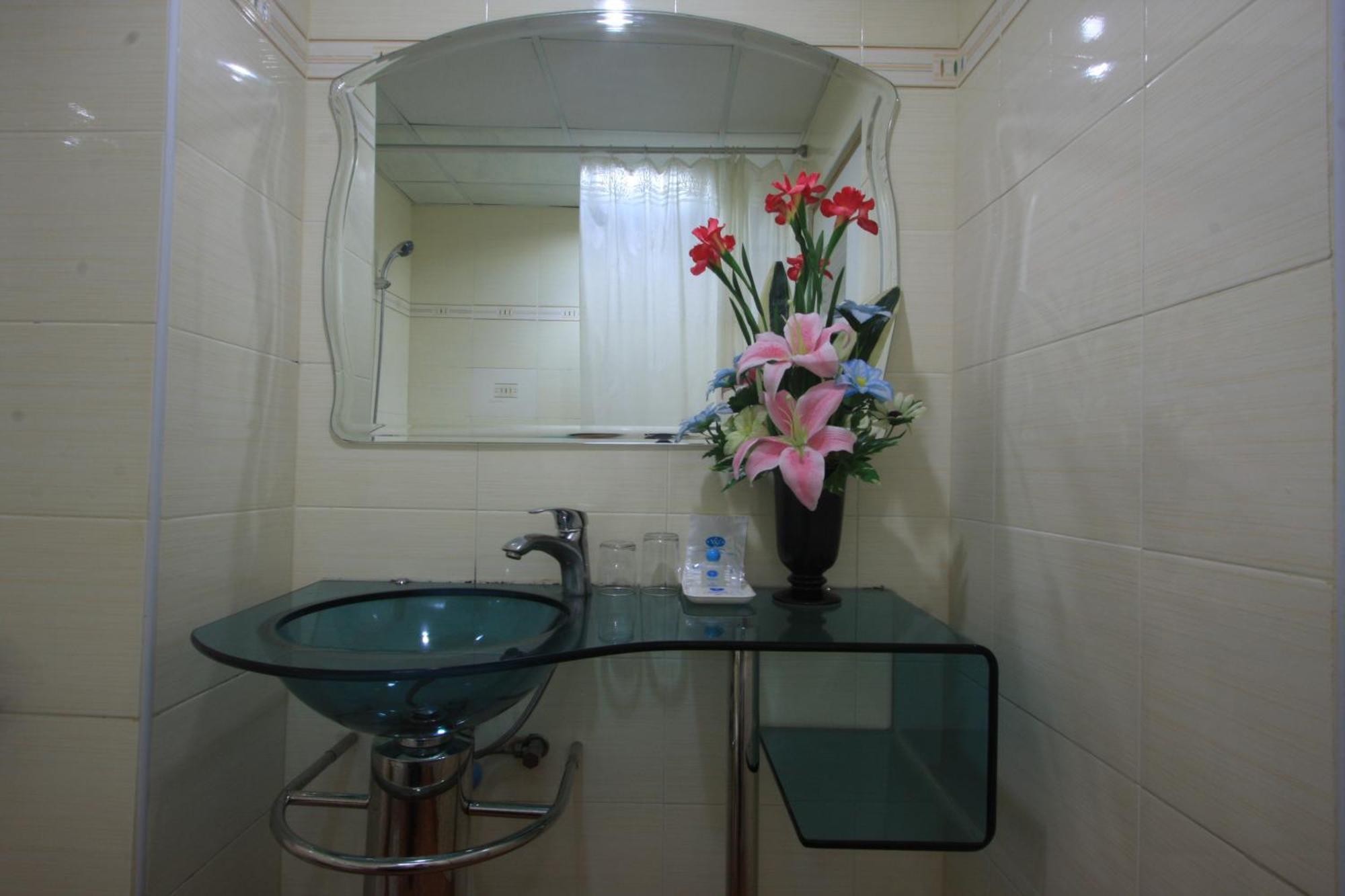 Winstar Hotel Hat Yai Esterno foto