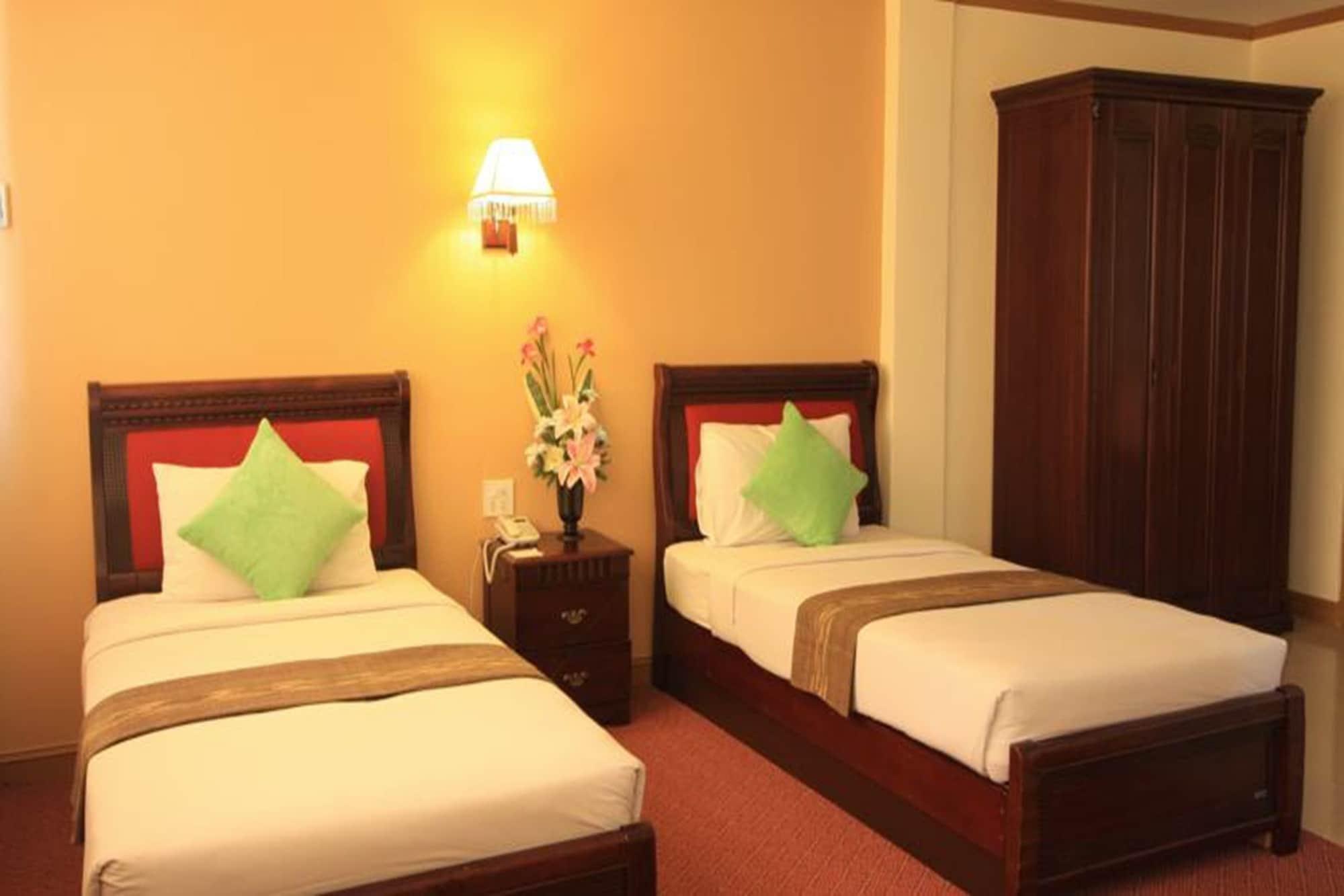 Winstar Hotel Hat Yai Esterno foto
